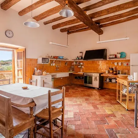 Вилла Mas Catala